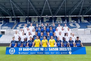 Mannschaftsfoto Saison 22/23 des SV Darmstadt 98