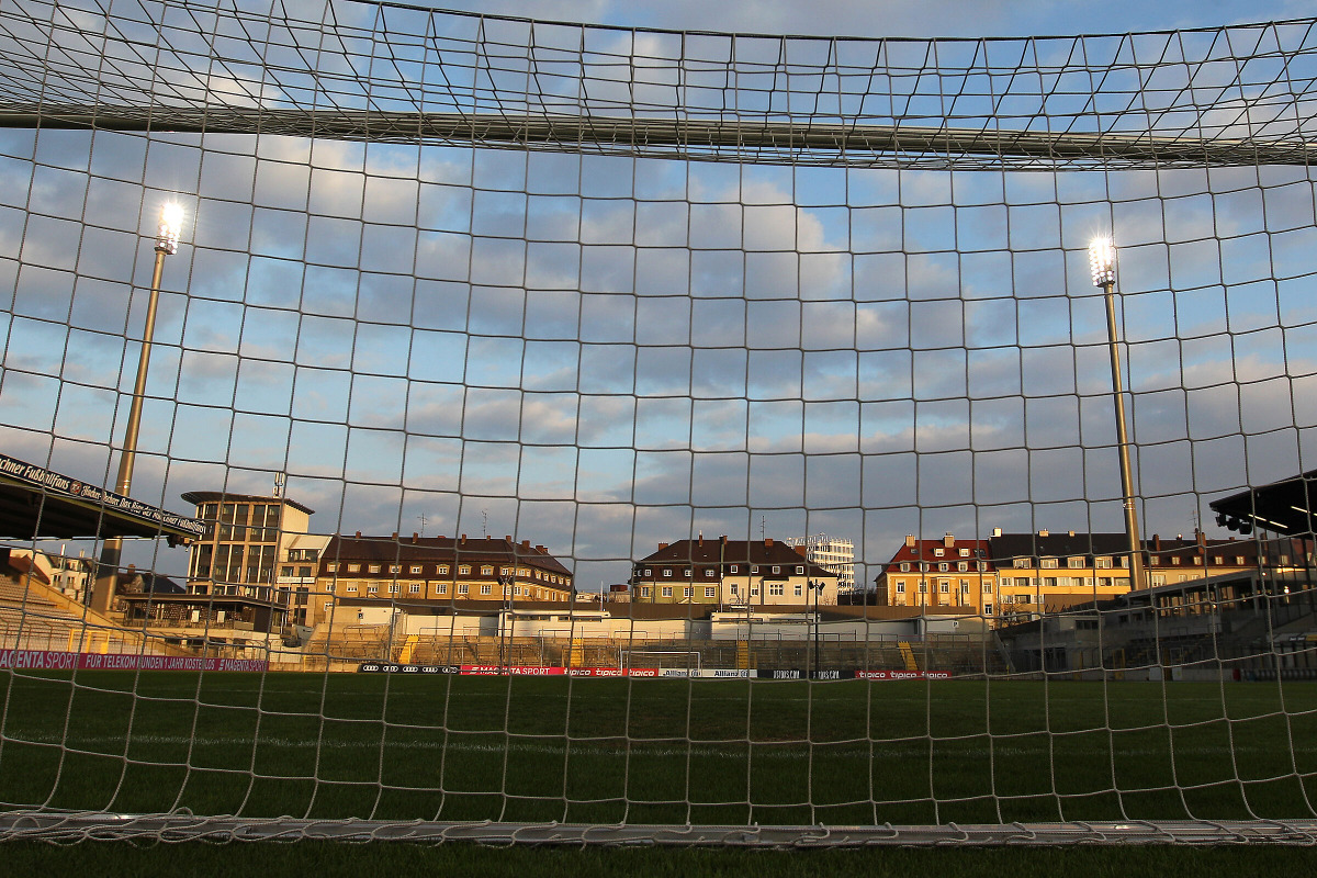 Ticketverkauf für das Pokalspiel gegen 1860