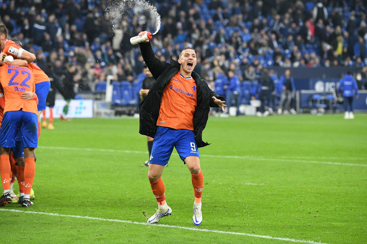 „Selten, dass man hier auf Schalke vier Tore schießt“