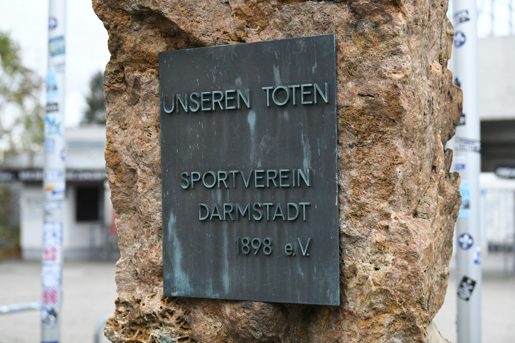 Gedenkstätte der verstorbenen Vereinsmitglieder des SVD