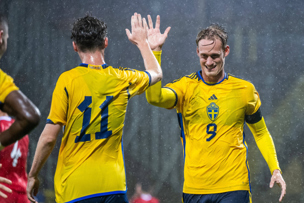 Oscar Vilhelmsson im Trikot der schwedischen Nationalmannschaft