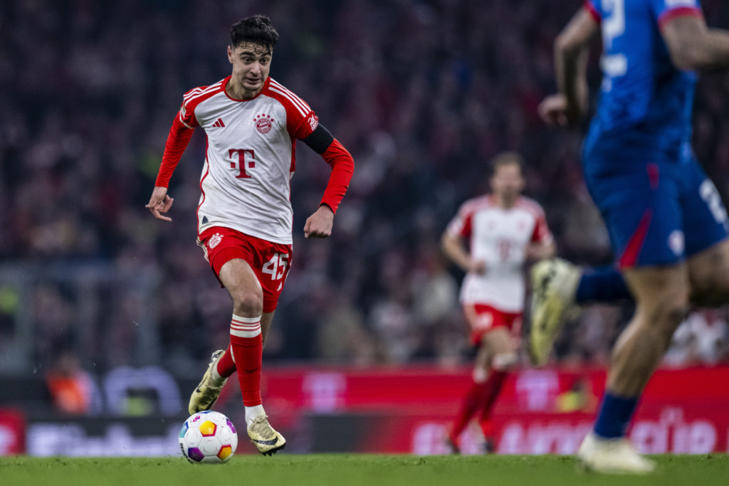 FC Bayern München, Aleksandar Pavlovic