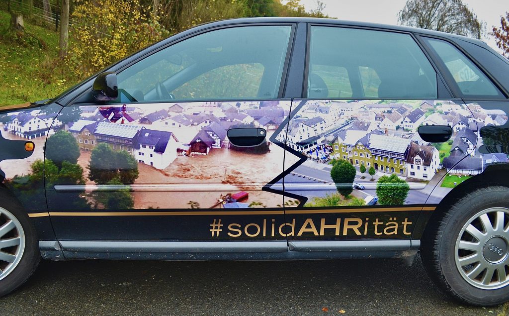 Lilien unterstützen Spendenaktion für Ahrtal