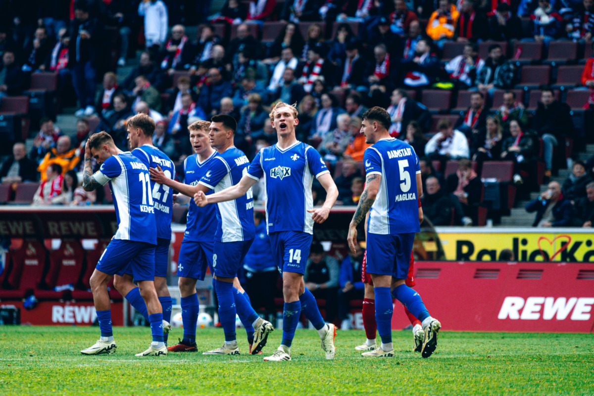 The Lilies win in Köln