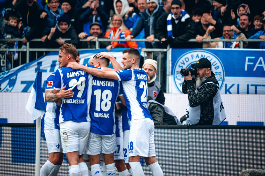Torjubel nach Treffer gegen den FC Bayern