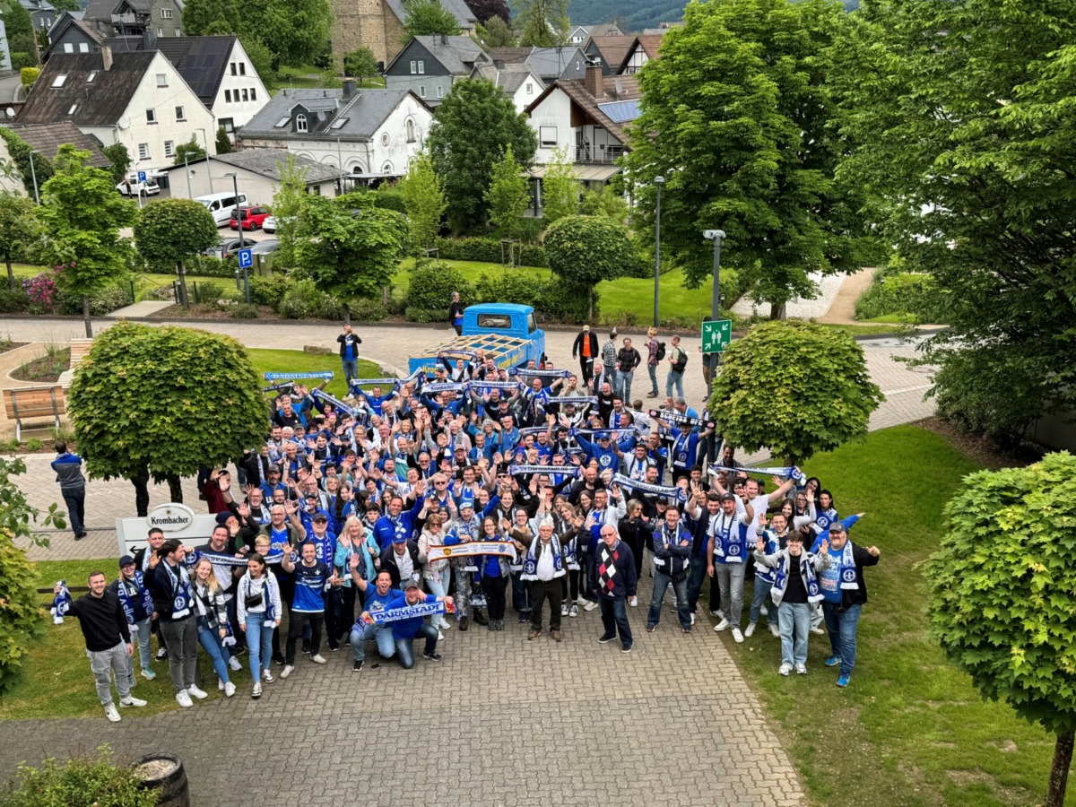 1st Krombacher Fan Tour: Together to Dortmund