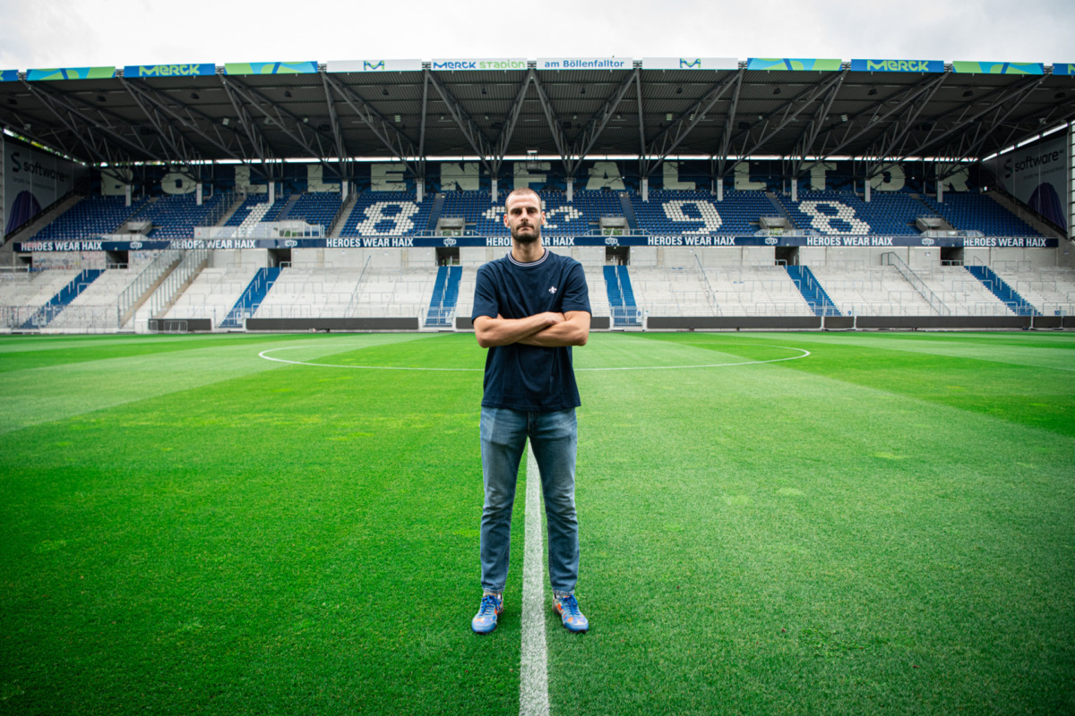 Vukotic signs for the Lilien