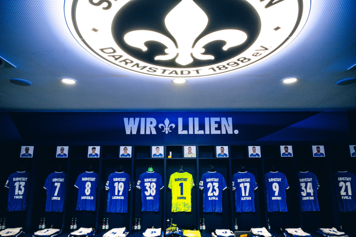 Team News: Same starting eleven, new additions to the squad