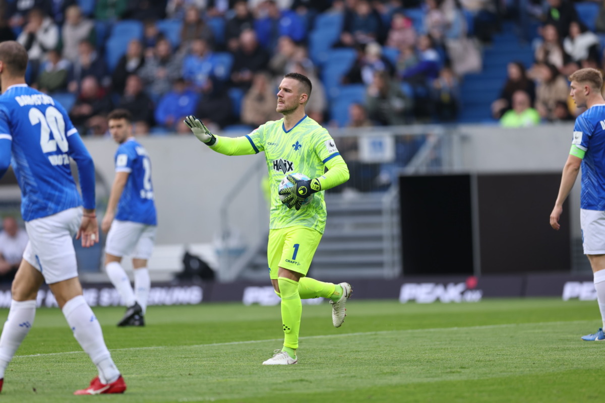 The game of patience in analysis