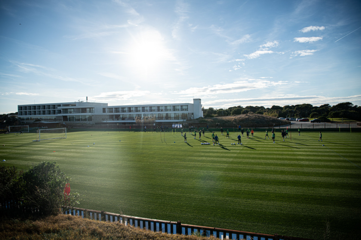 Winter training camp in El Saler / fan trip for members