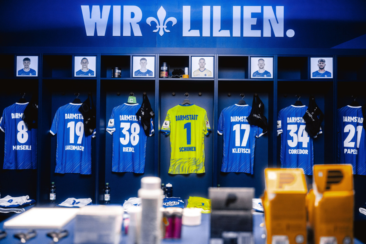 An Unchanged Starting XI