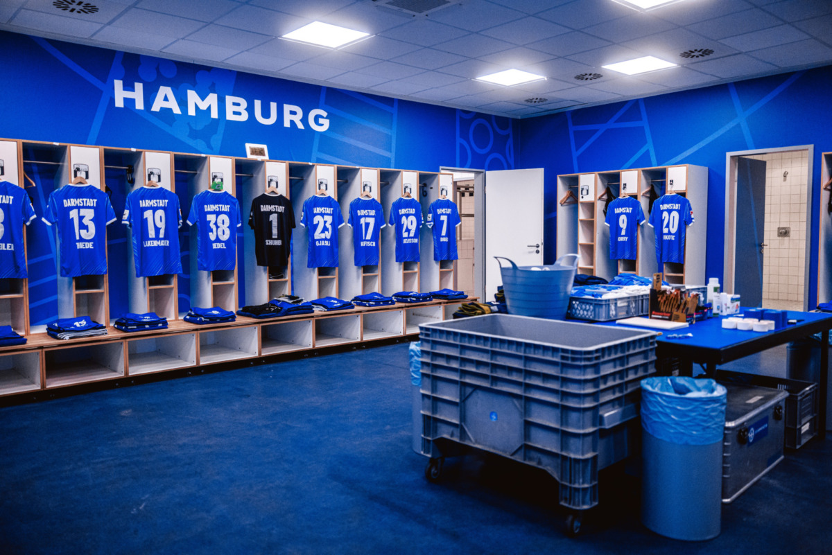 Team News: Förster and Hornby back