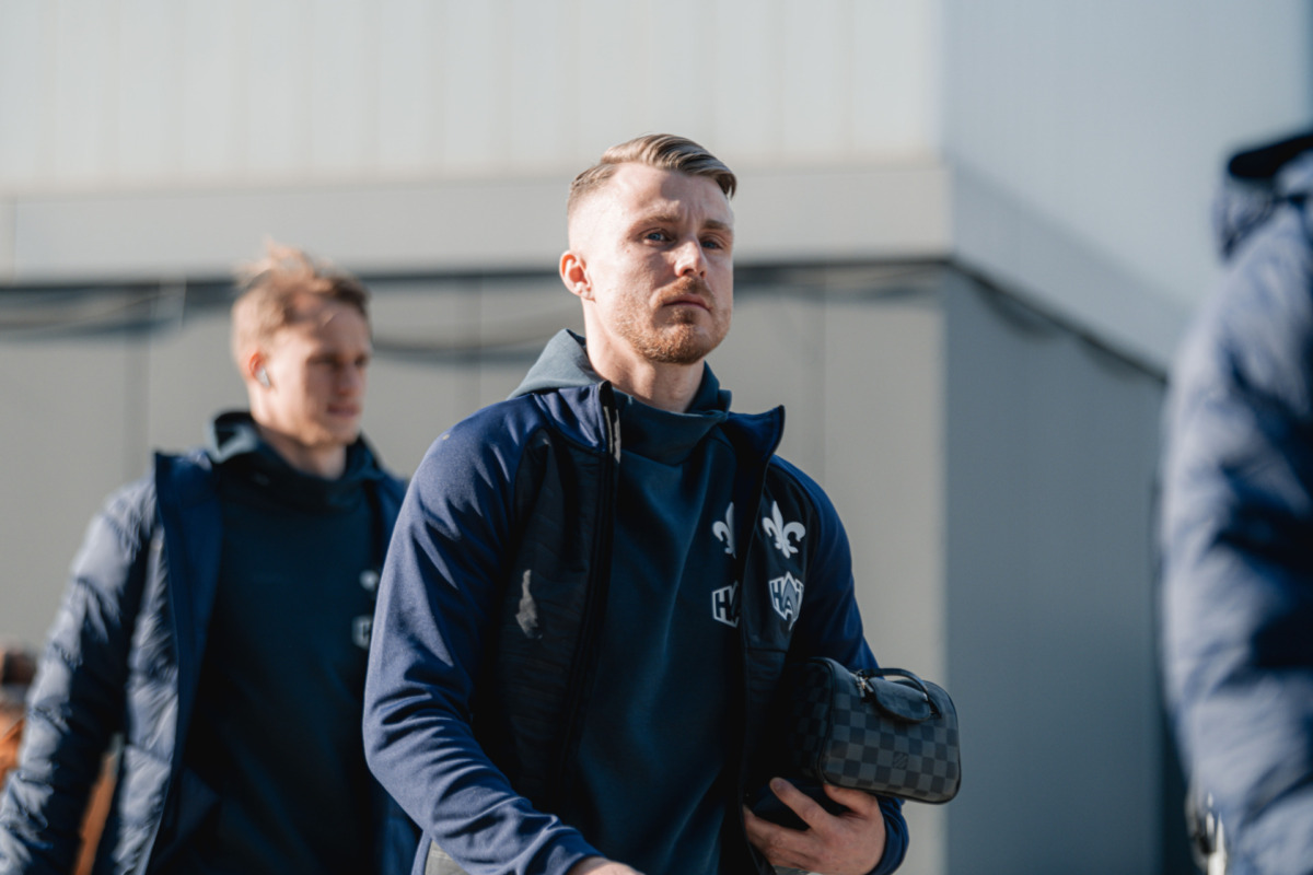 Team News: Papela and Thiede start; Lidberg in squad