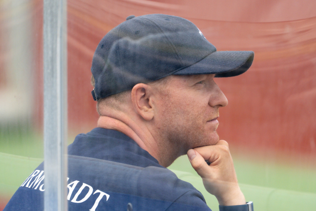 Paul Fernie (SV Darmstadt 98, Sportdirektor) beim Training.