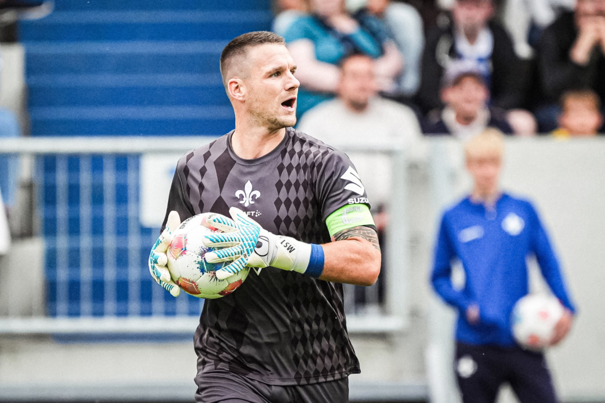 Schuhen neuer Kapitän