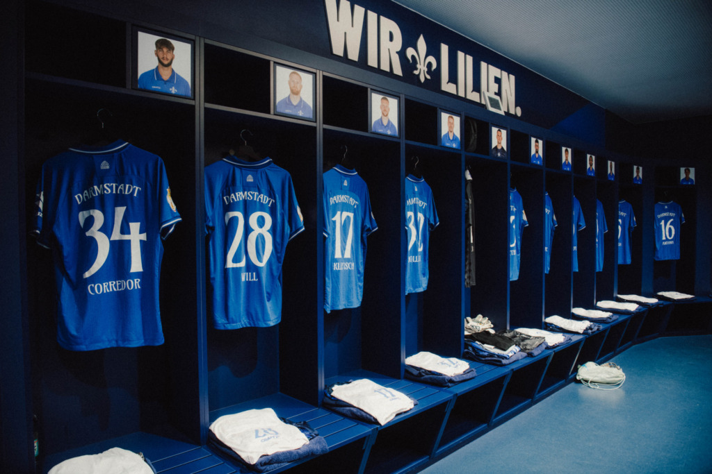 Heimkabine im Merck-Stadion am Böllenfalltor