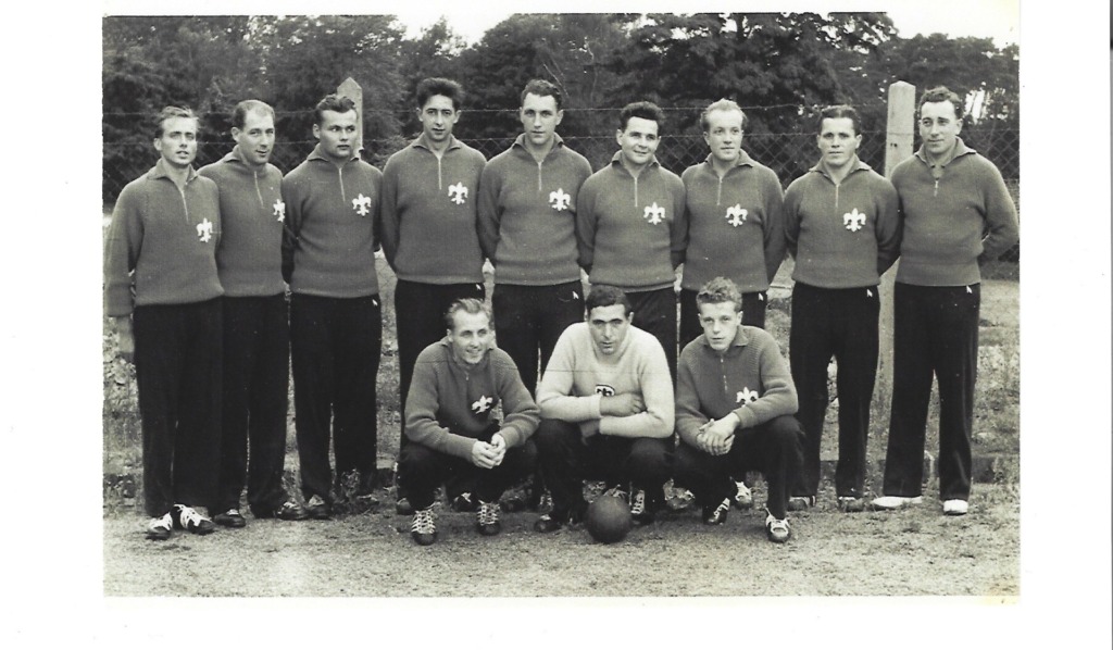 Dritter von Links Walter Klein