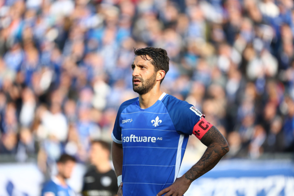 Aytac Sulu (SV Darmstadt 98) beim Spiel SV Darmstadt gegen den 1. FC Magdeburg in der 2. Fussball Bundesliga am 03.11.2018,