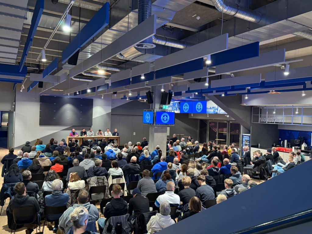 Die Stimmungsdiskussion im Merck-Stadion am Böllenfalltor.