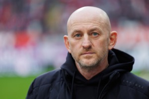 Thorsten Lieberknecht (Trainer / 1.FC Kaiserslautern), 1. FC Kaiserslautern vs Hannover 96, Fussball, 2. Bundesliga, 18. Spieltag, Saison 2025/2026, 18.01.2025