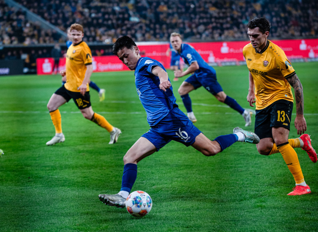 Hiroki Akiyama im Spiel gegen Dresden.