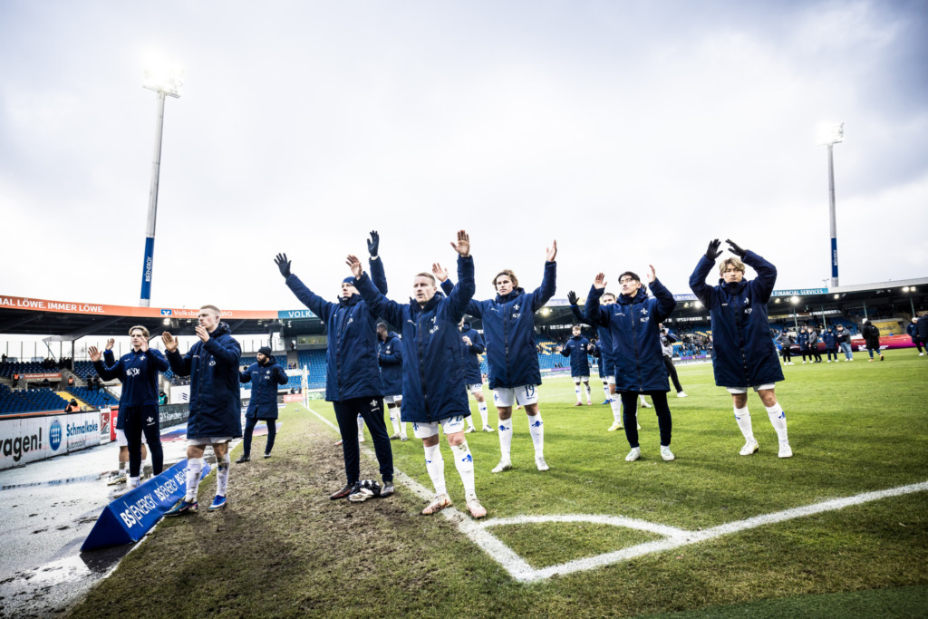 Darmstadt 98 bei Eintracht Braunschweig