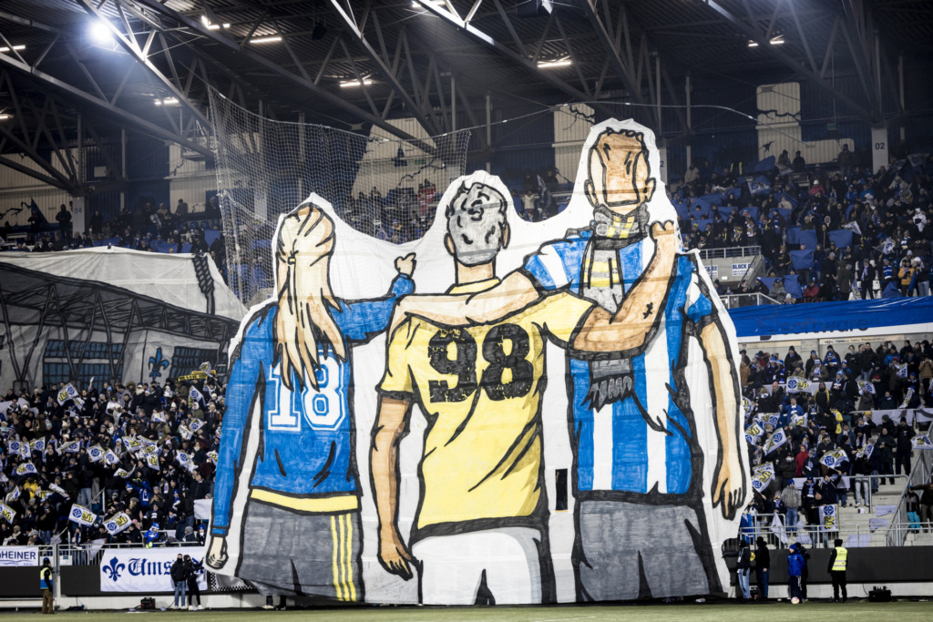 Gemeinsame Choreo mit den Fans der BSC Young Boys