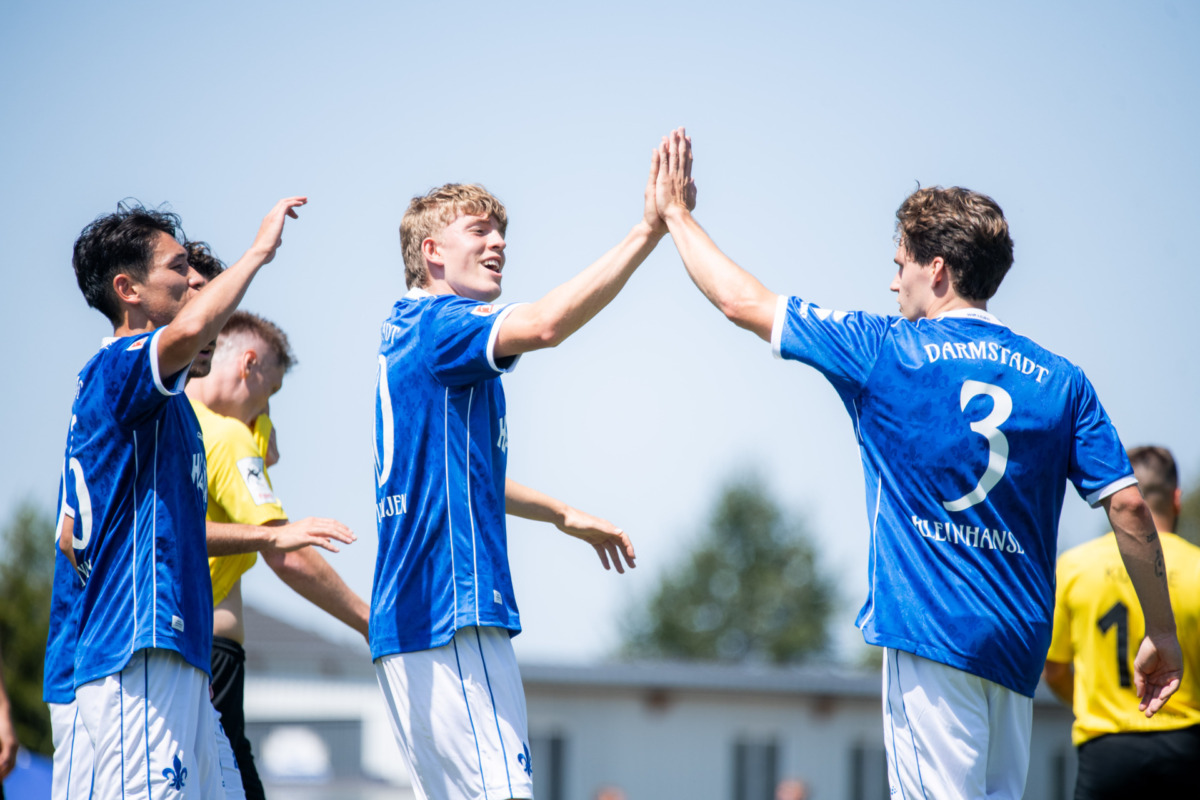 Deutlicher Sieg im Trainingslager